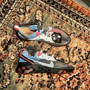 Nike React Element 87 - Solar Red